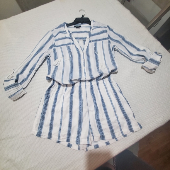 PAIGE Romper - Picture 2 of 8